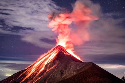 Извержение вулкана Fuego