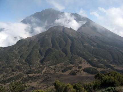 Лавы горы Меру (Mount Meru)