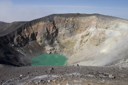 Кратер вулкана Эбеко на острове Парамушир